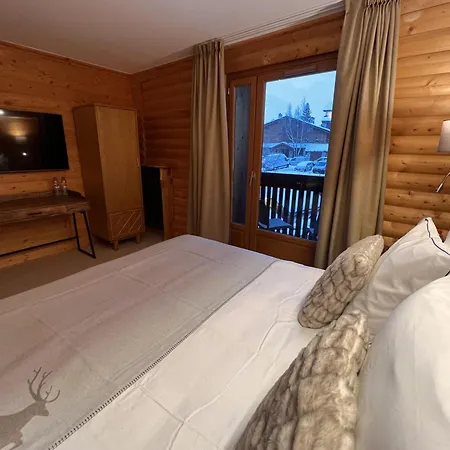 Отель Everest