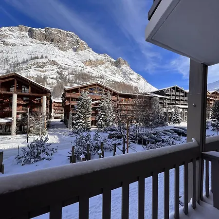 Hotel Everest
